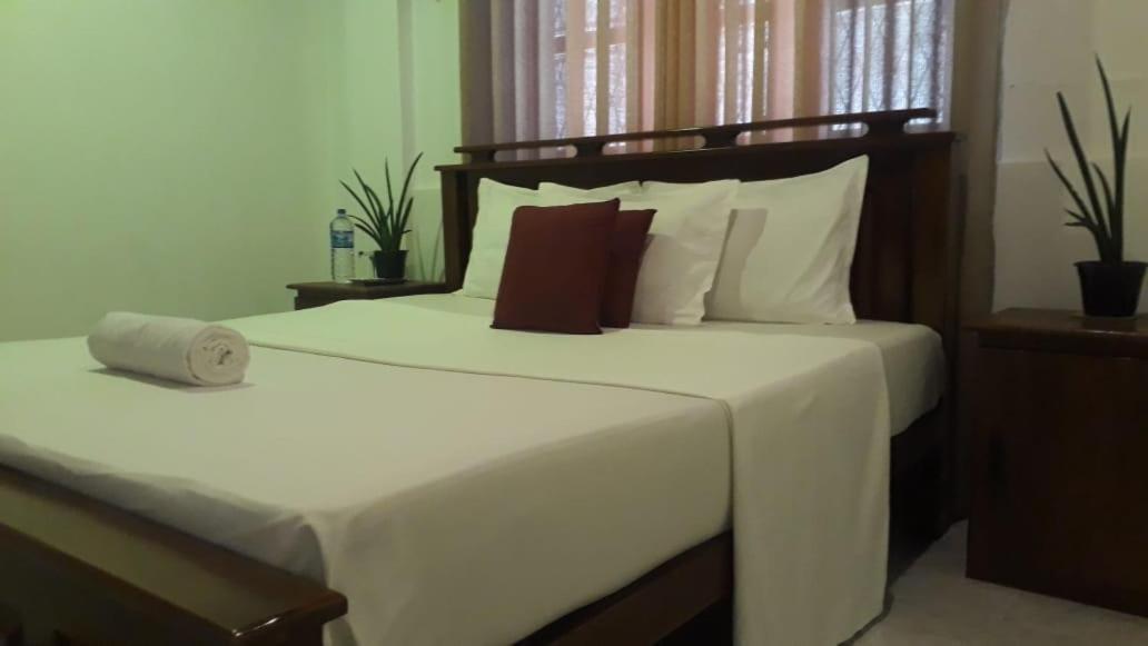 Enara Luxury Stay Katugastota Ngoại thất bức ảnh