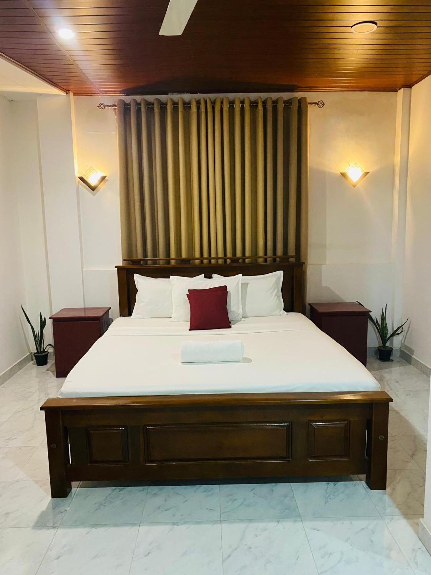 Enara Luxury Stay Katugastota Ngoại thất bức ảnh